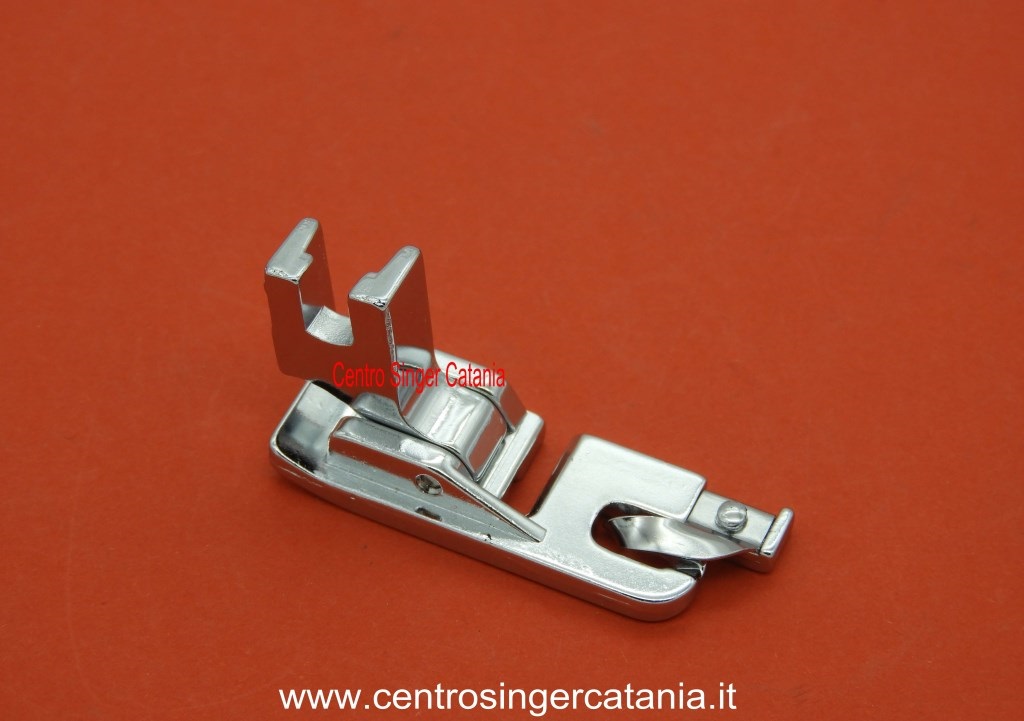 PIEDINO BROTHER (PI-RBR AB 09) ORLO ARROTOLATO - Ricambi e Accessori per  Macchine da Cucire